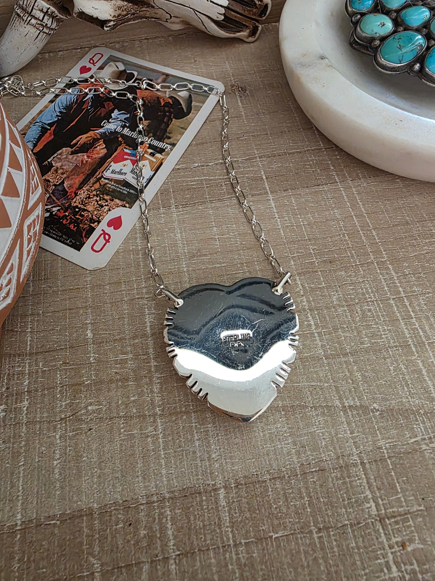 RENELL PERRY CHACO SPINY OYSTER HEART NECKLACE