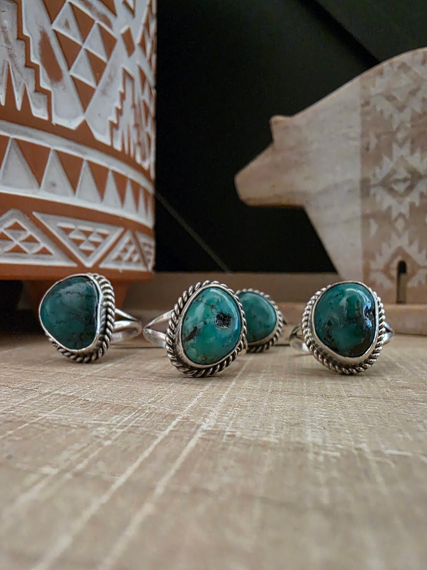 LETRICIA LARGO WHITE WATER TURQUOISE RING