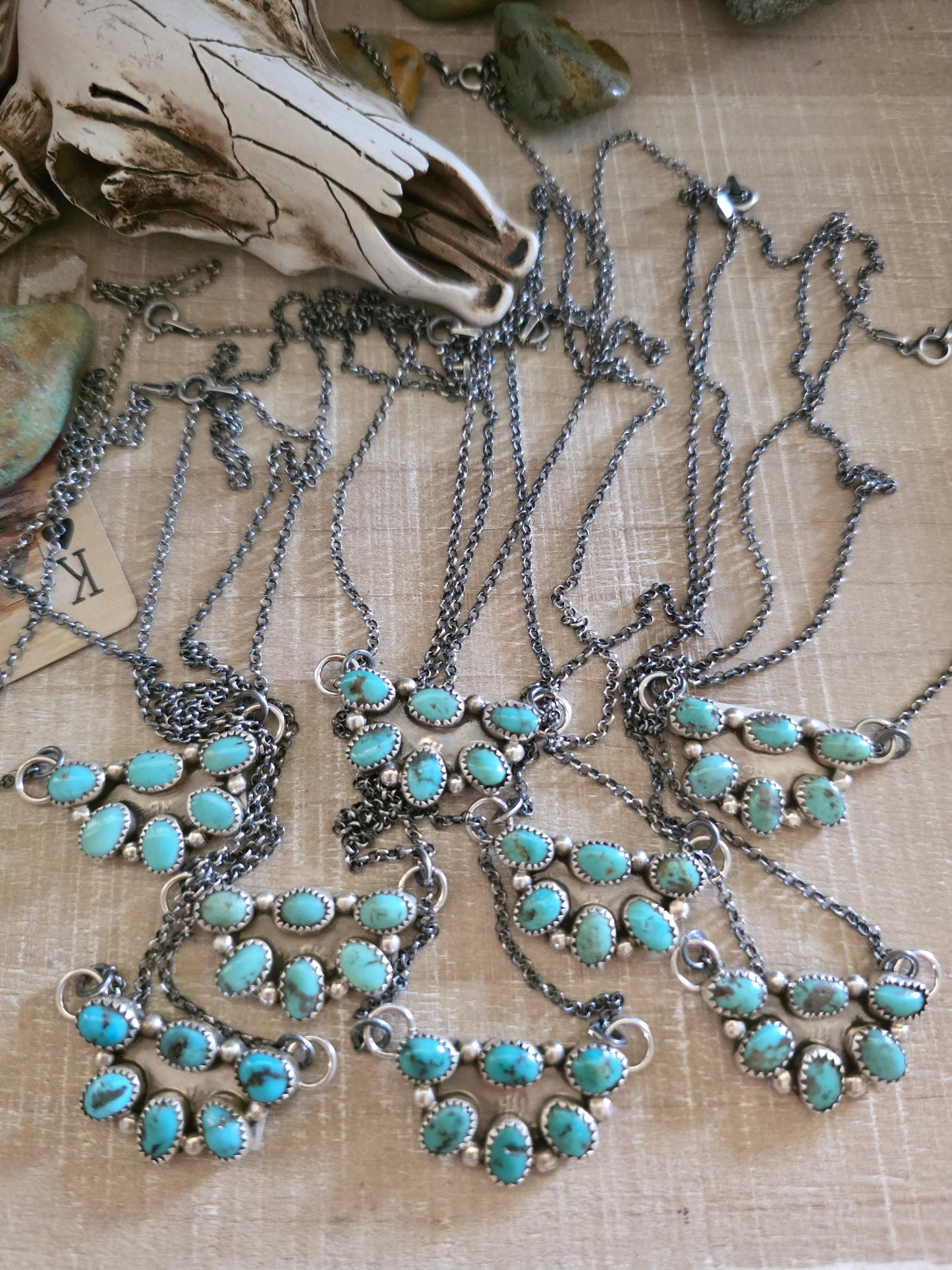 MAXINE RAMIREZ KINGMAN TURQUOISE LITTLE CLUSTER NECKLACE