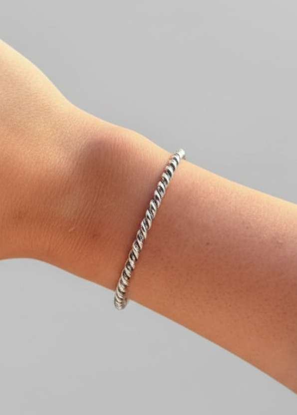 Rossville Silver Twist Cuff