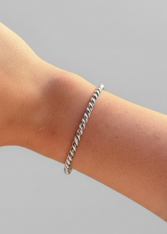 Rossville Silver Twist Cuff