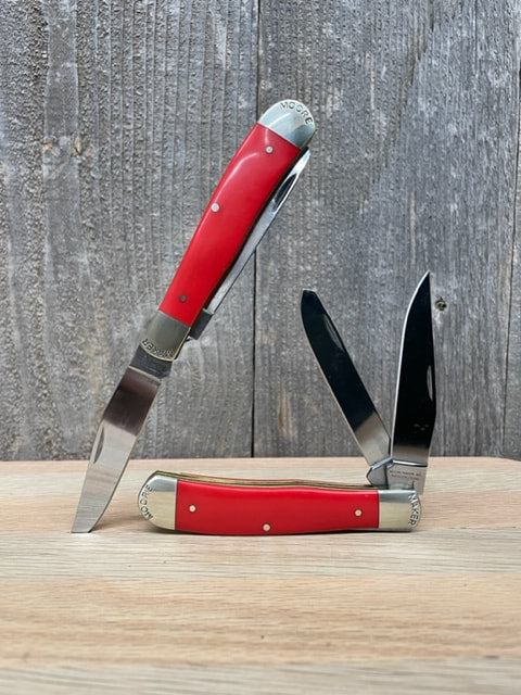 Moore - DELRIN HANDLED ENGRAVED BOLSTER TRAPPER - 4-1/8"