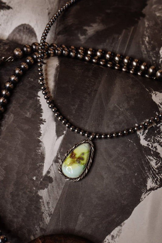 Stagecoach Palomino Necklace Pendant