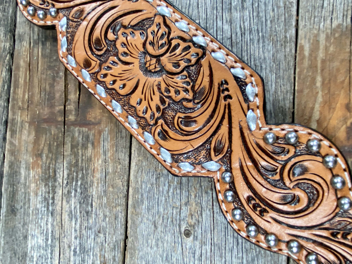 Light Oil Floral Tooled Silver Buckstitching & Dots Breastcollar