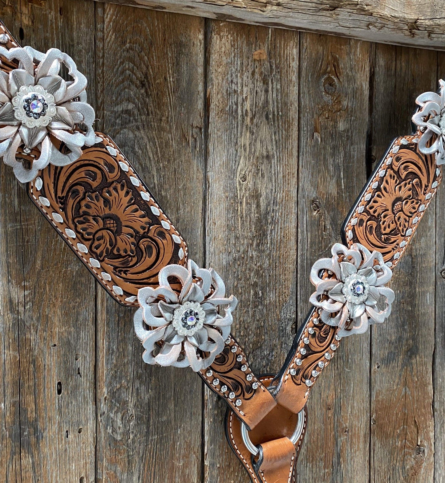 Silver Buckstitch Breastcollar - #BC155