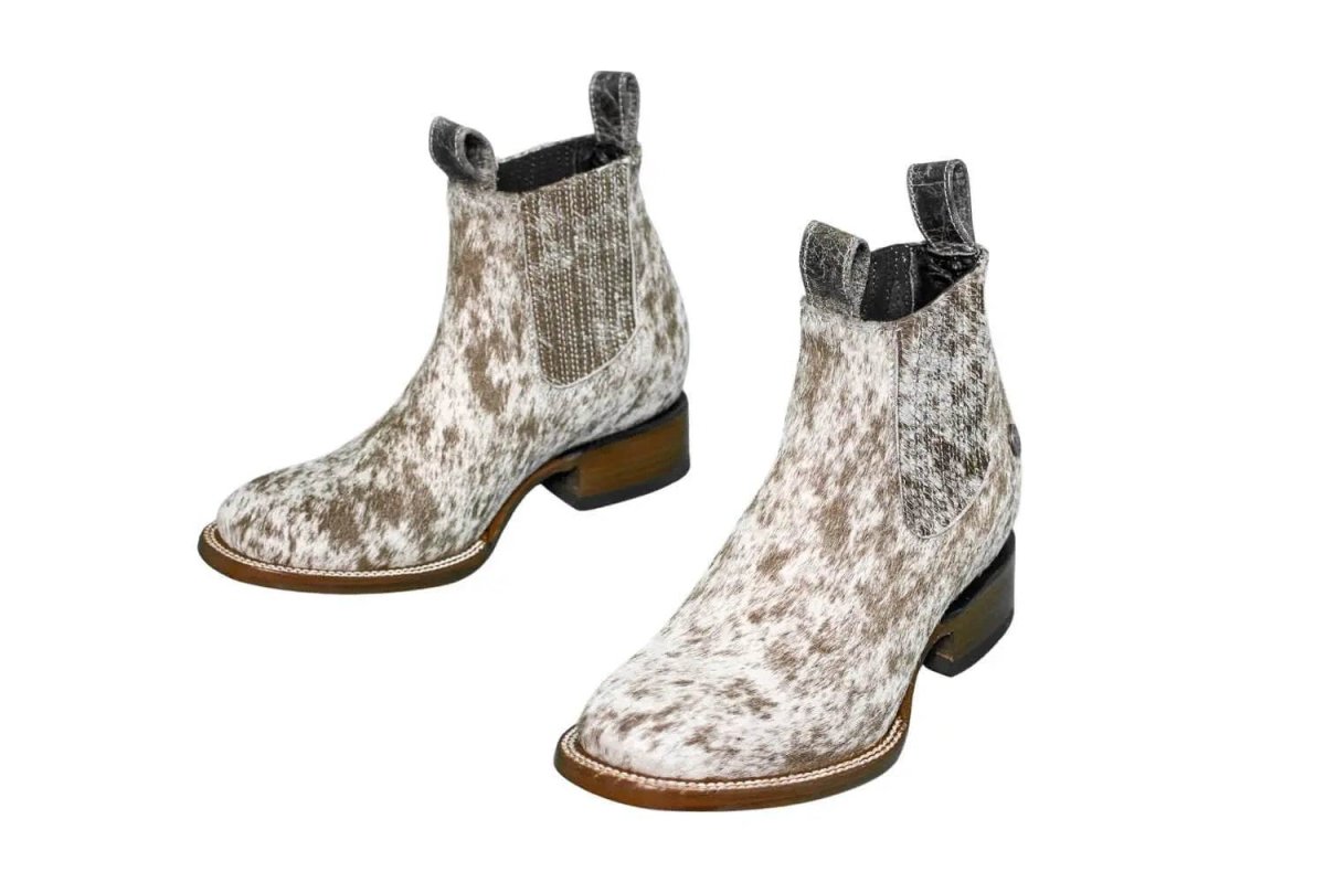 Aurora Cowhide Ankle Boots | Size 7 US
