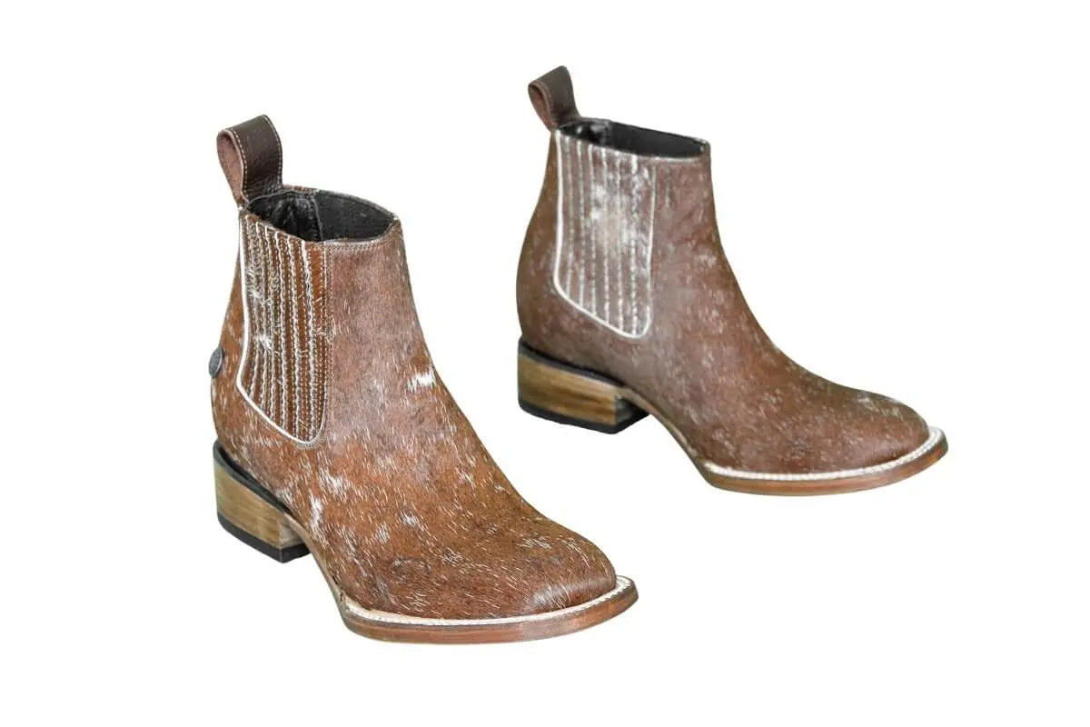 Aurora Cowhide Ankle Boots | Size 6.5 US