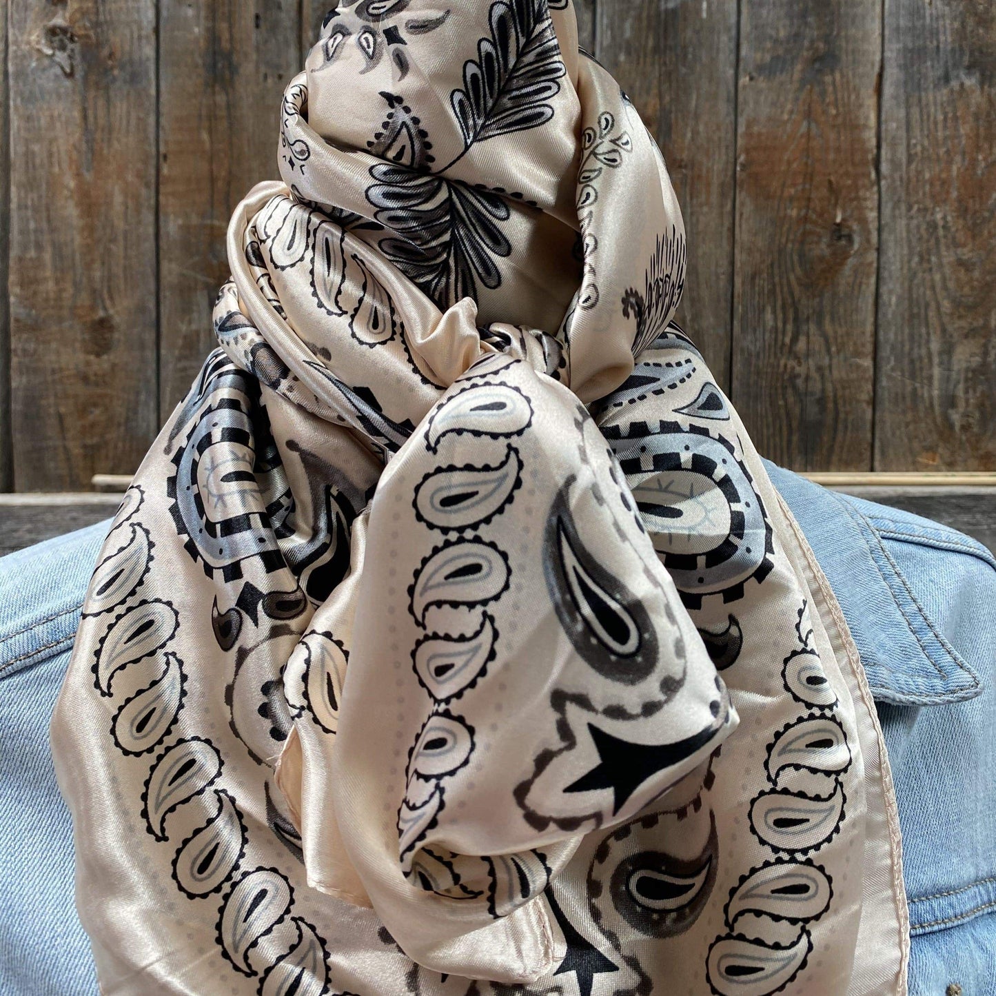 35X35" Pink & Silver Paisley Wild Rag / Scarf WR435