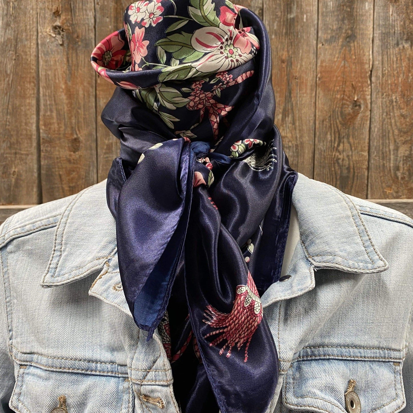 35X35" Rose Buds & Tassels Wild Rag / Scarf WR51